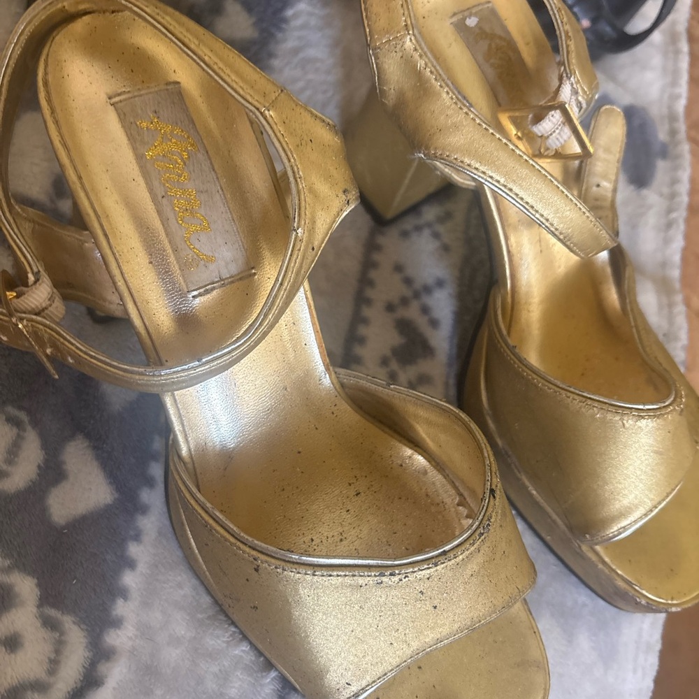 Nina Gold Heels with Ankle Strap and Peep-Toe